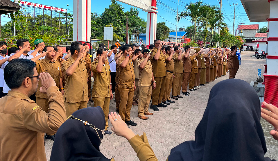 š£KECAMATAN MUARA JAWA MELAKSANAKAN APEL SENIN, DI IKUTI OLEH SELURUH ASN,PPPK, DAN SISWA PKLš£ 2 IMG 6381