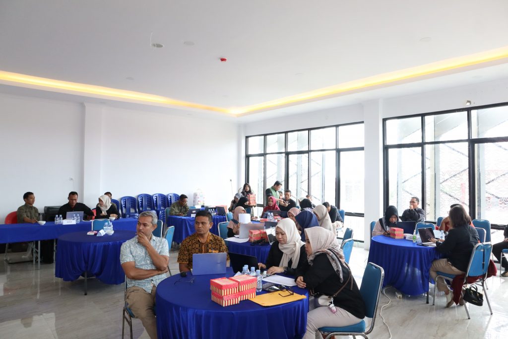 📍RAPAT REKONSILIASI BELANJA PEGAWAI DAN BELANJA WAJIB MENGIKAT LAINNYA TAHUN ANGGARAN 2025 & 2026 DIGELAR DI KECAMATAN SAMBOJA📍 5 WhatsApp Image 2025 06 19 at 19.16.32