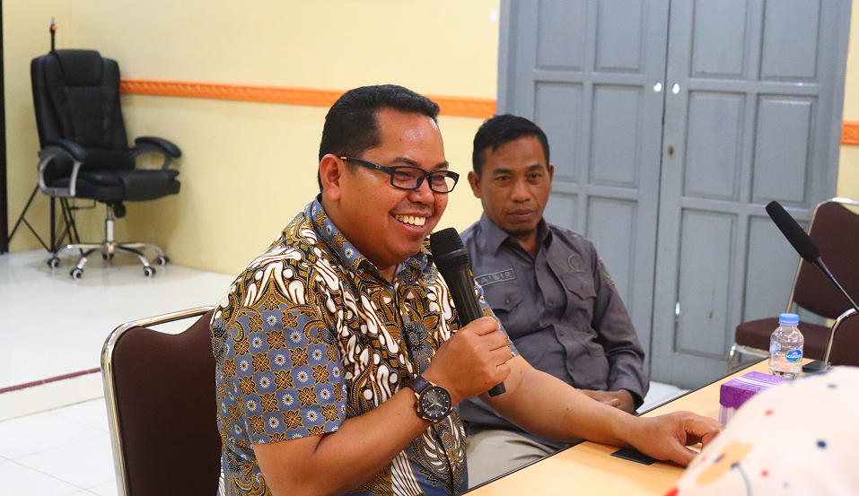 DISKUSI
