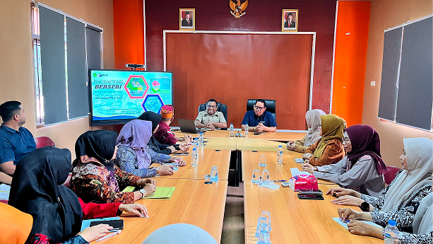 SEKRETARIS CAMAT MUARA JAWA BENTUK TIM KERJA “BERSERI”: LANGKAH NYATA MENUJU PENGELOLAAN SAMPAH TERPADU YANG BERSIH, RAPI, SEHAT, DAN INDAH