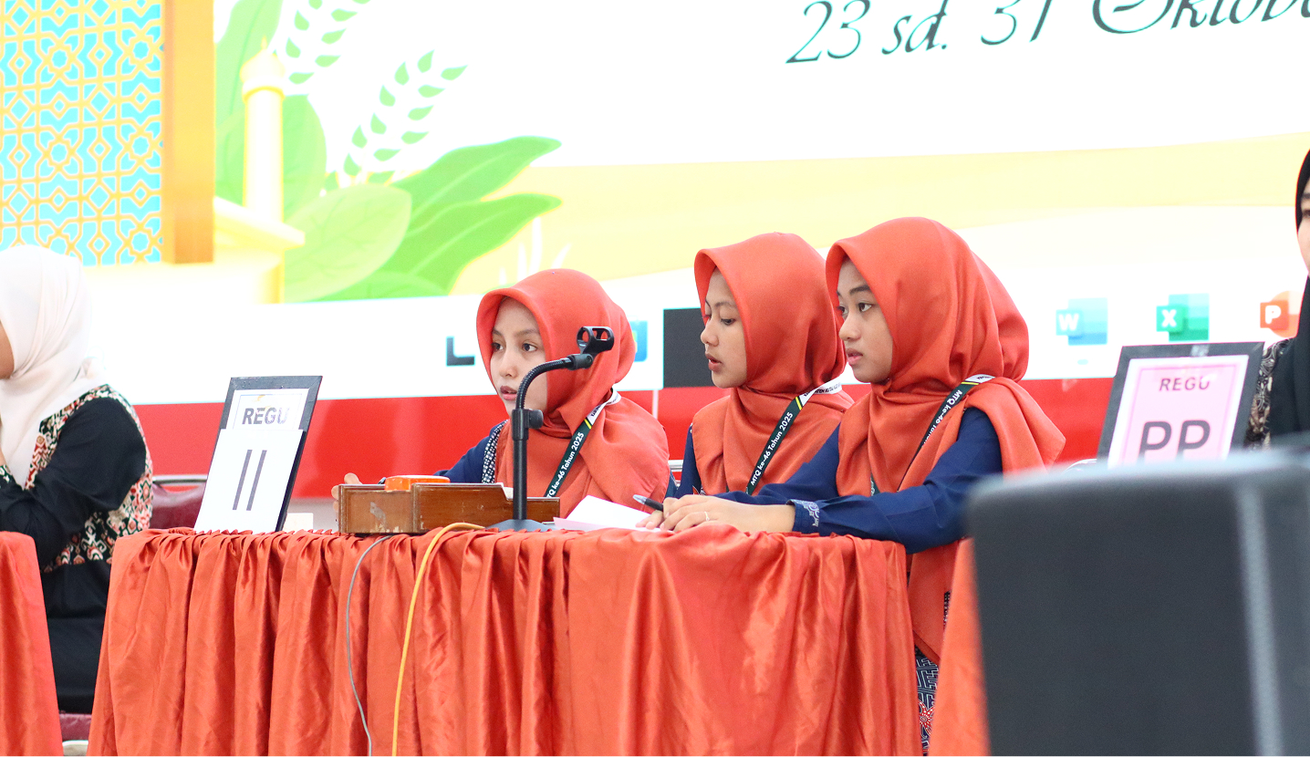 SEMANGAT TAK PADAM, KAFILAH MUARA JAWA KEMBALI TAMPIL PADA HARI KEDUA MTQ KE-XLVI KABUPATEN KUTAI KARTANEGARA DI TENGGARONG 2 IMG 6246