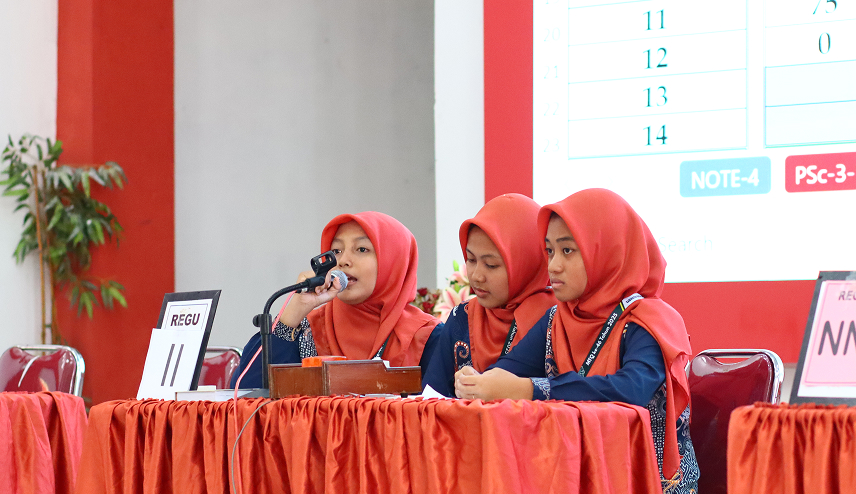 SEMANGAT PERJUANGAN KAFILAH MUARA JAWA TERUS MENYALA DI HARI KETIGA MTQ KE-XLVI TINGKAT KABUPATEN KUTAI KARTANEGARA