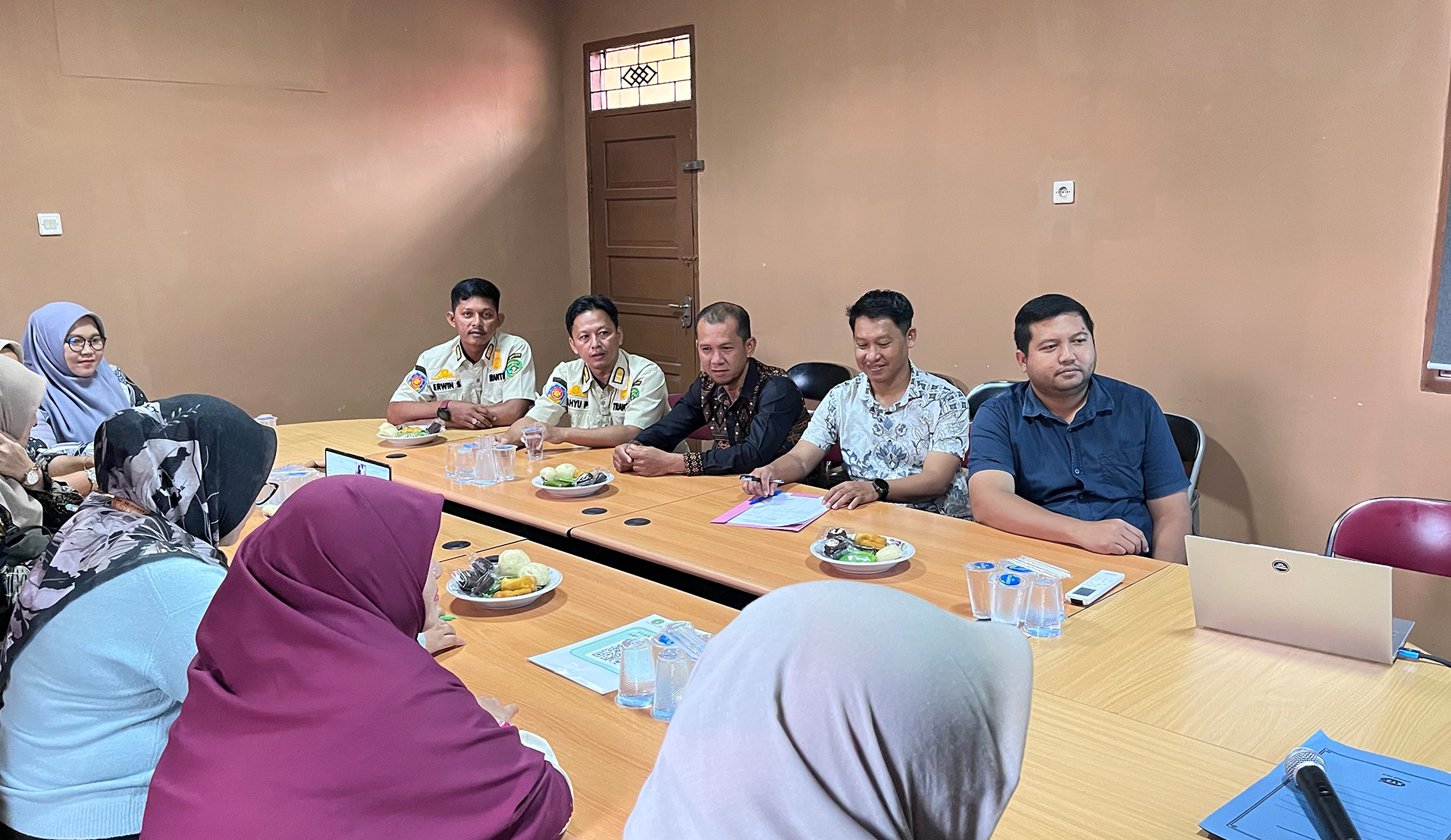 RAPAT KERJA TIM PEMBINA POSYANDU KECAMATAN MUARA JAWA BAHAS PENGUATAN KINERJA LINTAS BIDANG 5 IMG 8337