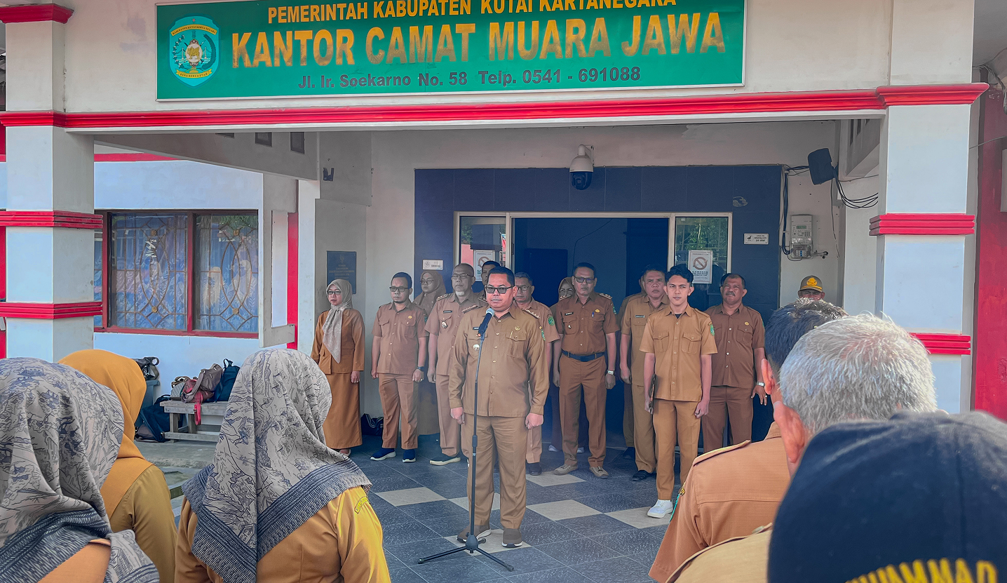 APEL SENIN DI KECAMATAN MUARA JAWA TEKANKAN PENGUATAN PERENCANAAN PEMBANGUNAN DAN KESIAPAN ADMINISTRASI KEUANGAN 5 IMG 0684 1