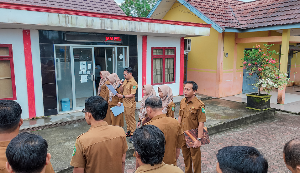APEL SENIN PAGI PEMERINTAH KECAMATAN MUARA JAWA BAHAS PENANGANAN BANJIR DAN PERSIAPAN PEMERIKSAAN BPK 4 DJI 20260202081000 0010 D 1