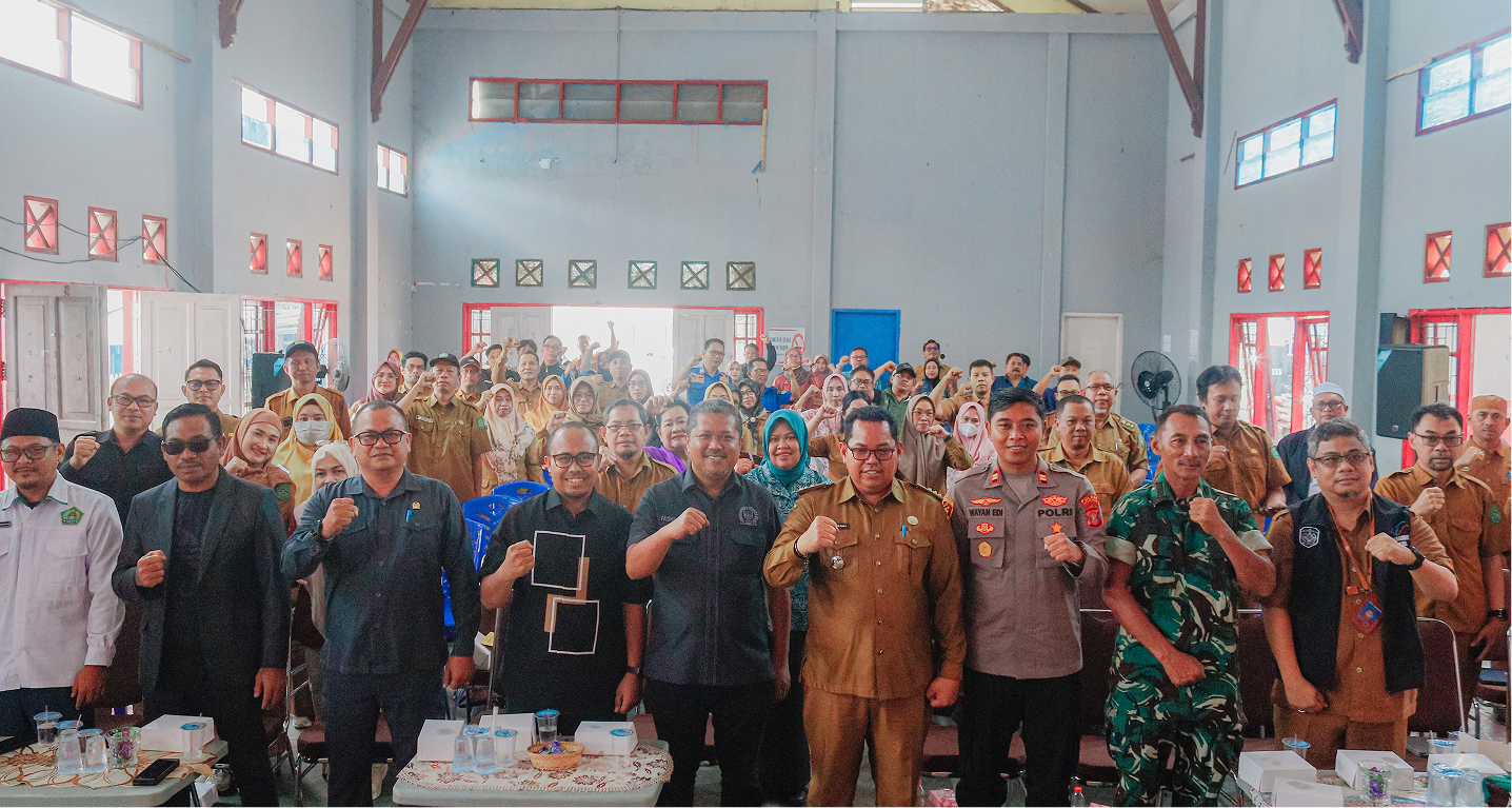 Muara Jawa, Senin 09 Februari 2026 — Pemerintah Kecamatan Muara Jawa melaksanakan kegiatan Musyawarah Perencanaan Pembangunan (Musrenbang) tingkat kecamatan sebagai forum strategis dalam merumuskan arah pembangunan daerah. Kegiatan ini menjadi wadah penting untuk menyerap aspirasi masyarakat sekaligus menyelaraskan program pembangunan antar pemangku kepentingan demi mewujudkan kemajuan Kecamatan Muara Jawa yang berkelanjutan.

Musrenbang Kecamatan Muara Jawa Tahun 2026 diselenggarakan di Gedung BPU Kelurahan Muara Jawa Ulu pada Senin pagi dengan dihadiri unsur pemerintah daerah, aparat kecamatan, dunia usaha, serta perwakilan masyarakat. Forum ini menjadi bagian dari tahapan perencanaan pembangunan daerah yang berfokus pada pembahasan dan penetapan prioritas pembangunan Kecamatan Muara Jawa untuk tahun 2027.