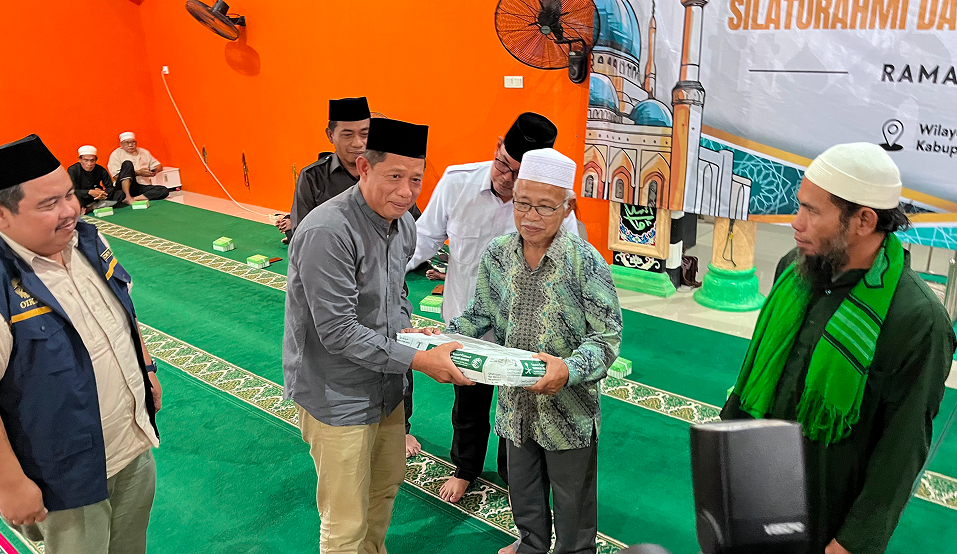 SAFARI RAMADHAN OTORITA IKN 2026 DI MASJID AL-WASILAH MUARA JAWA PESISIR, PERKUAT SILATURAHMI DAN BERBAGI KEPEDULIAN KEPADA MASYARAKAT 4 IMG 3004 1