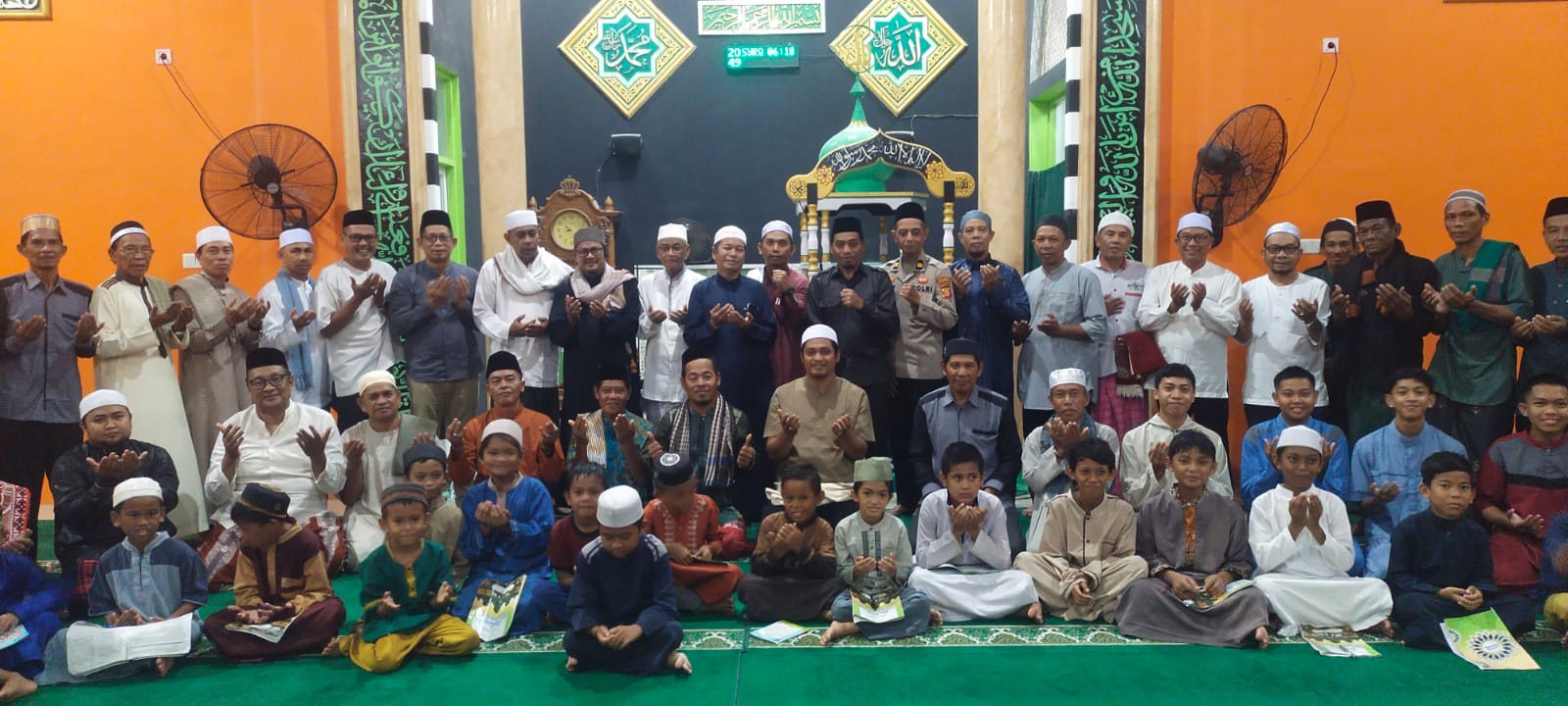 SAFARI RAMADHAN OTORITA IKN 2026 DI MASJID AL-WASILAH MUARA JAWA PESISIR, PERKUAT SILATURAHMI DAN BERBAGI KEPEDULIAN KEPADA MASYARAKAT